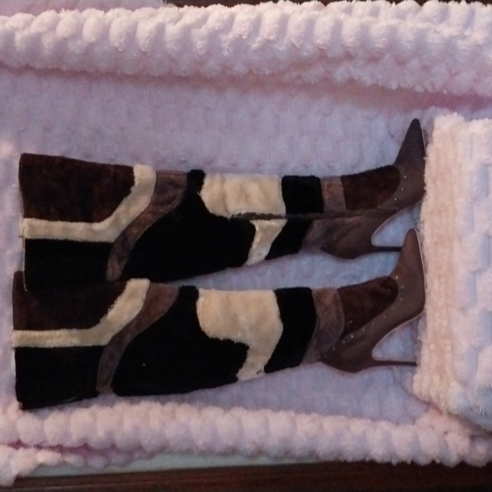 Stylish Patchwork faux fur Knee-High Boots, size 8.5, 4 inch heel, never worn